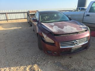 2009 Nissan Maxima 3.5 SV w/Premium Pkg - Exterior Front Right Corner Image